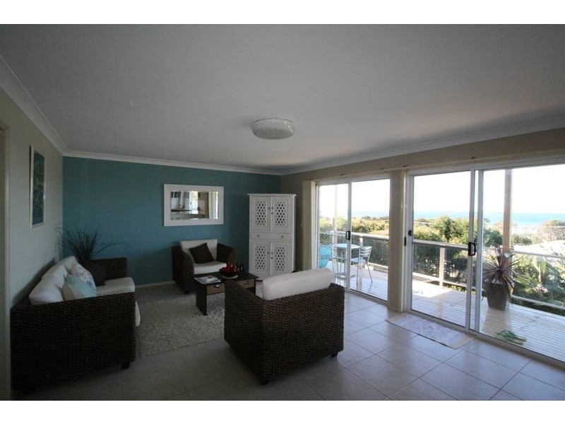1506 Ocean Drive, Lake Cathie NSW 2445