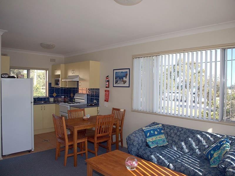 1689 Ocean Drive, Lake Cathie NSW 2445