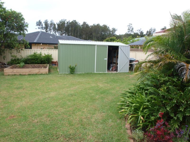 12 Tweed Place, Lake Cathie NSW 2445