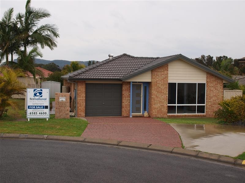 16 Solander Place, Lake Cathie NSW 2445