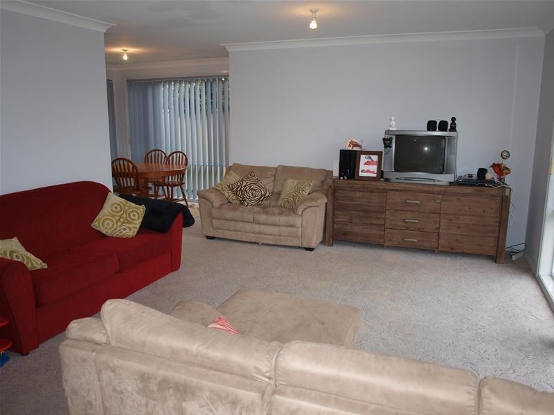 16 Solander Place, Lake Cathie NSW 2445