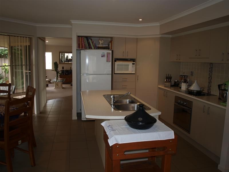 6 Hungerford Place, Bonny Hills NSW 2445