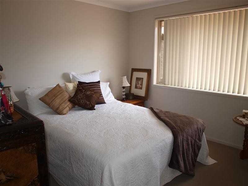 6 Hungerford Place, Bonny Hills NSW 2445