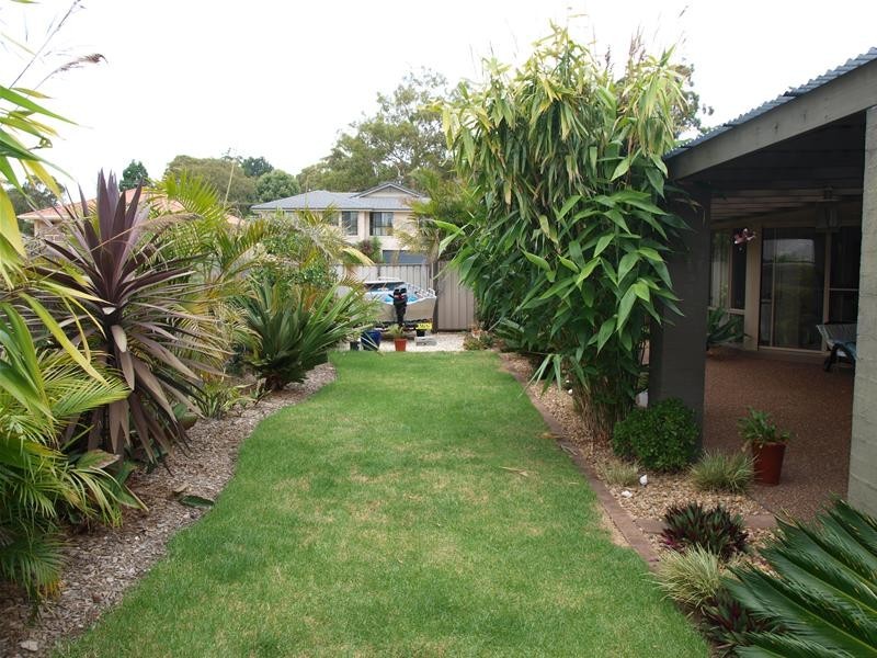 6 Hungerford Place, Bonny Hills NSW 2445
