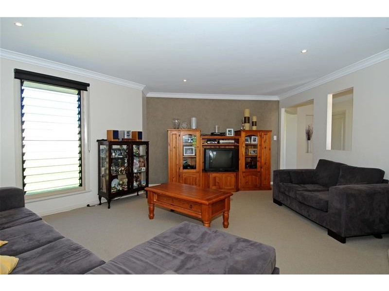 14 Tweed Place, Lake Cathie NSW 2445