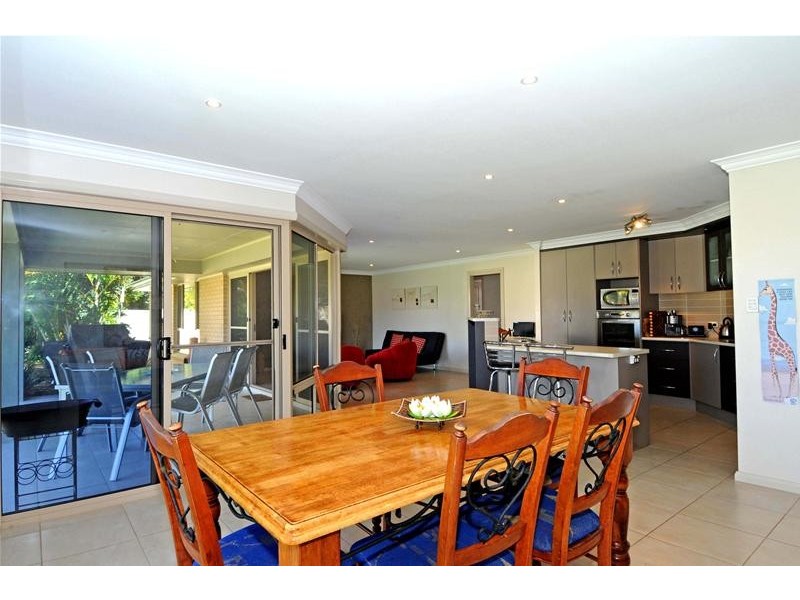 14 Tweed Place, Lake Cathie NSW 2445