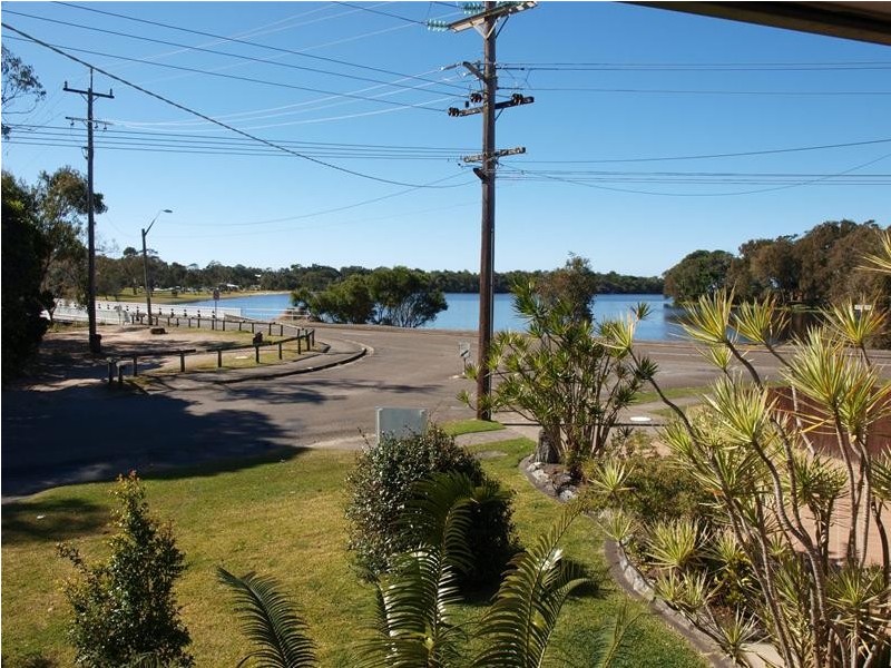 2 Tallong Drive, Lake Cathie NSW 2445