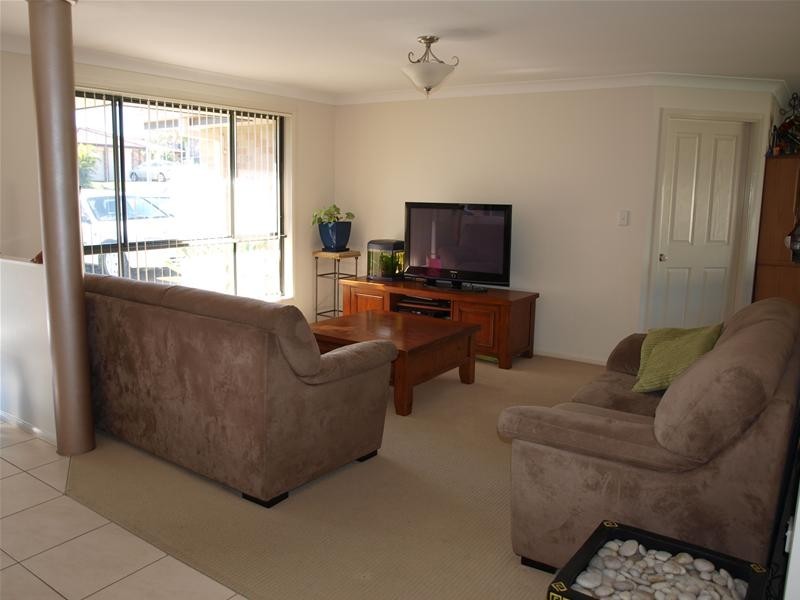33 Explorers Way, Lake Cathie NSW 2445