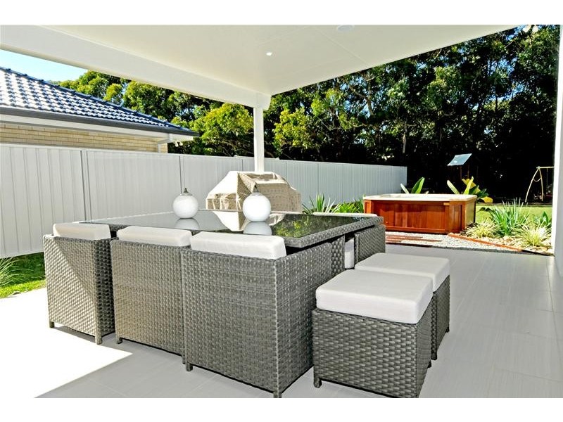 8 Beach Break Court, Bonny Hills NSW 2445