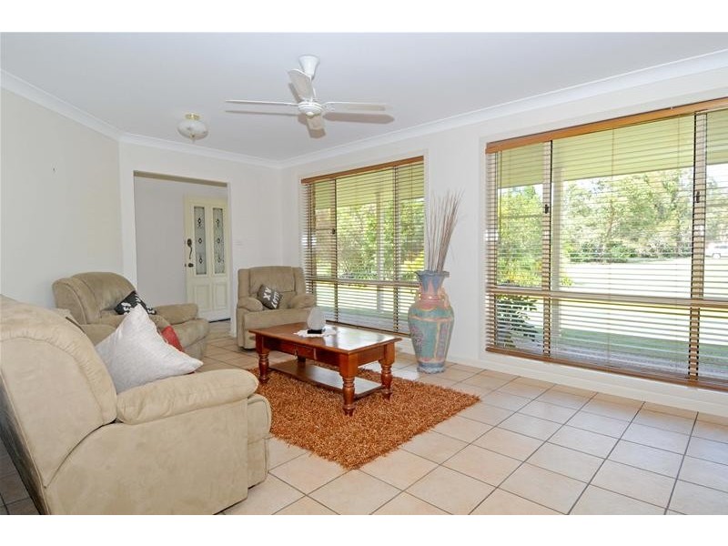 39 Springhill Place, Lake Cathie NSW 2445