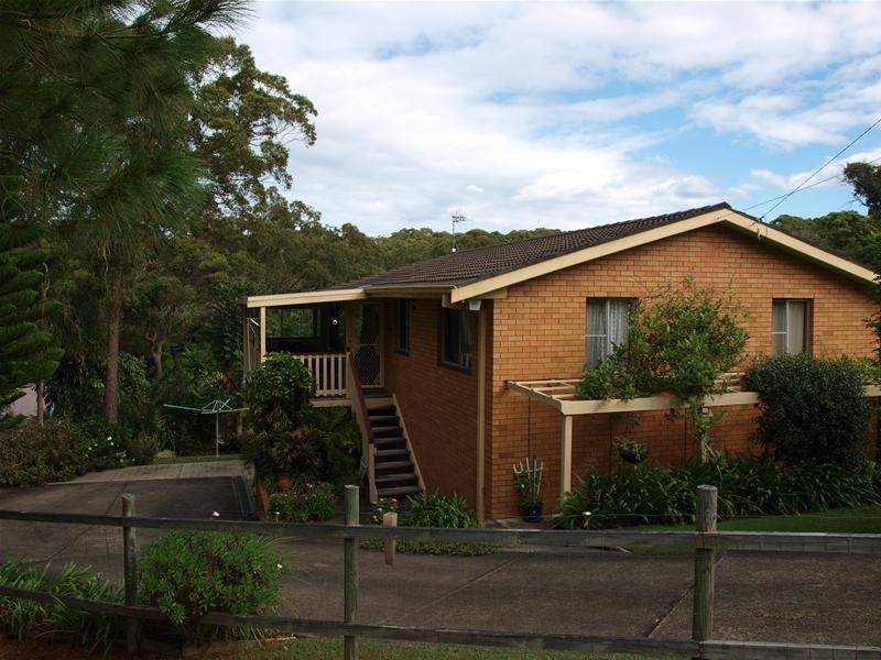 5 Kiah Place, Bonny Hills NSW 2445