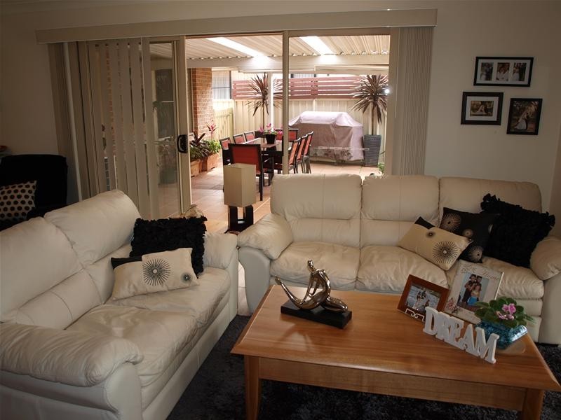 8 Tweed Place, Lake Cathie NSW 2445