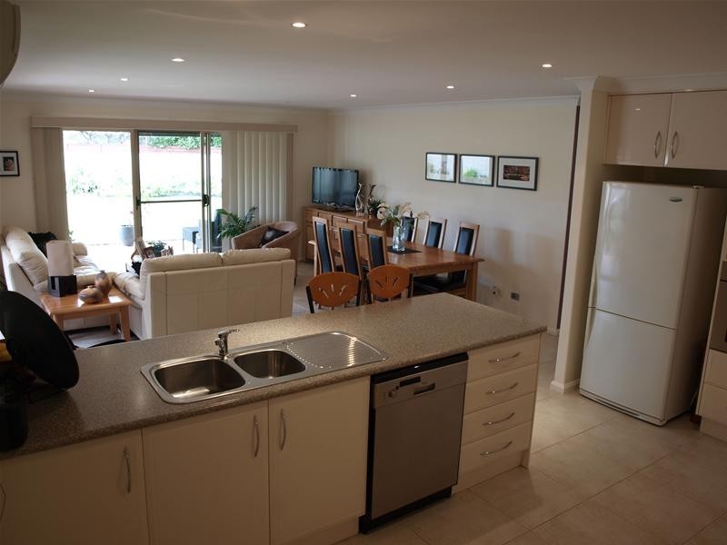 8 Tweed Place, Lake Cathie NSW 2445