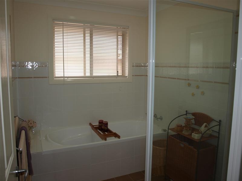 8 Tweed Place, Lake Cathie NSW 2445