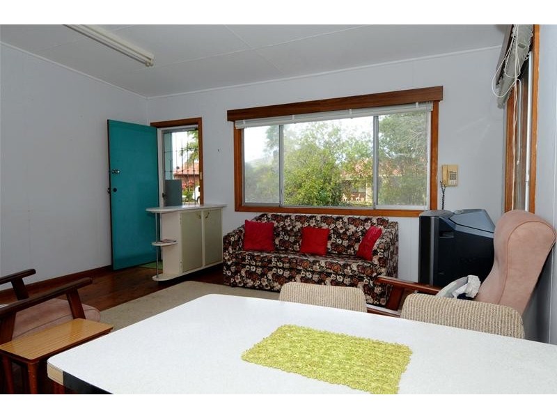 13 Parry Street, Lake Cathie NSW 2445