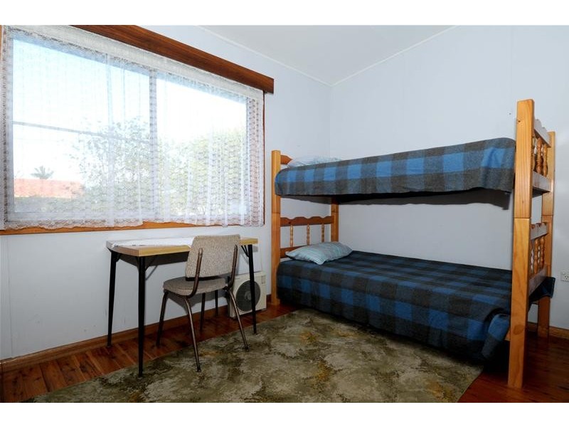 13 Parry Street, Lake Cathie NSW 2445