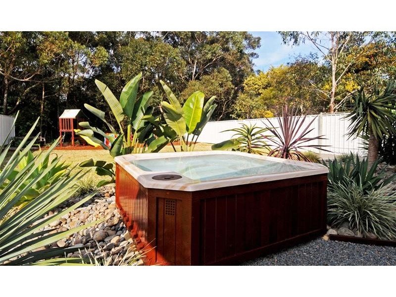 8 Beach Break Court, Bonny Hills NSW 2445