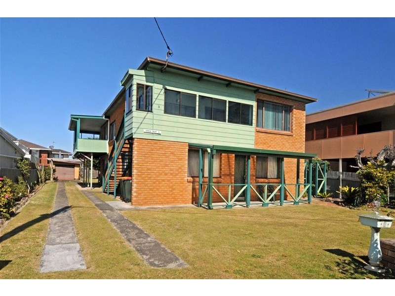 4 Bundella Avenue, Lake Cathie NSW 2445