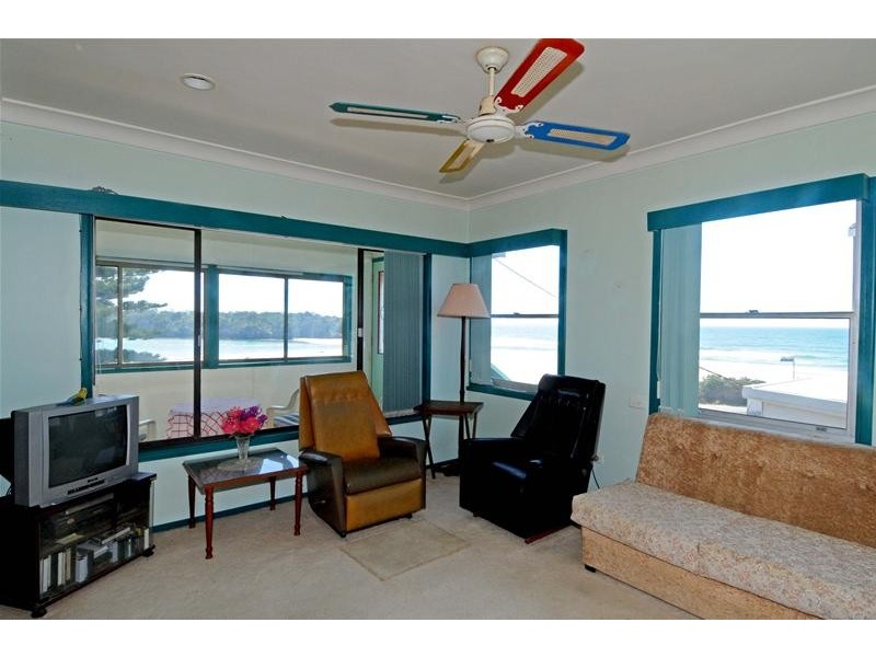 4 Bundella Avenue, Lake Cathie NSW 2445