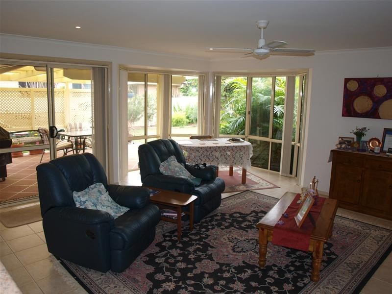 12 Tweed Place, Lake Cathie NSW 2445