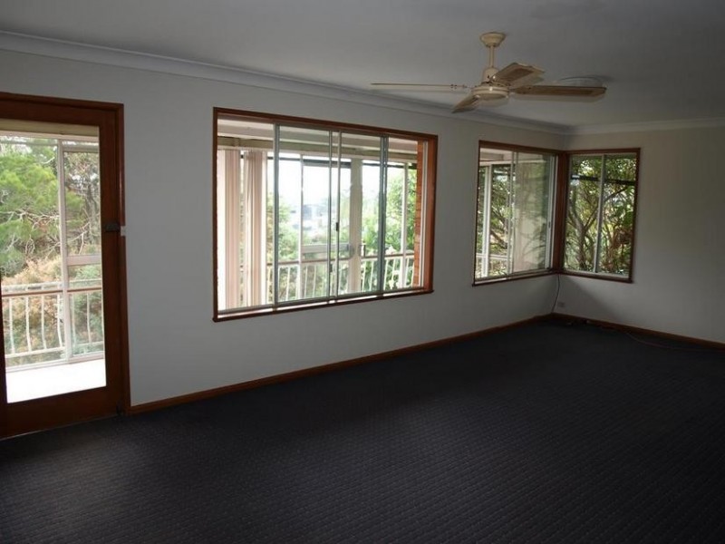 1/3 Elanora Drive, Lake Cathie NSW 2445