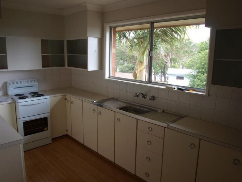 1/3 Elanora Drive, Lake Cathie NSW 2445