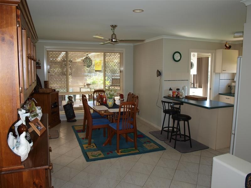 15 Abel Tasman Drive, Lake Cathie NSW 2445