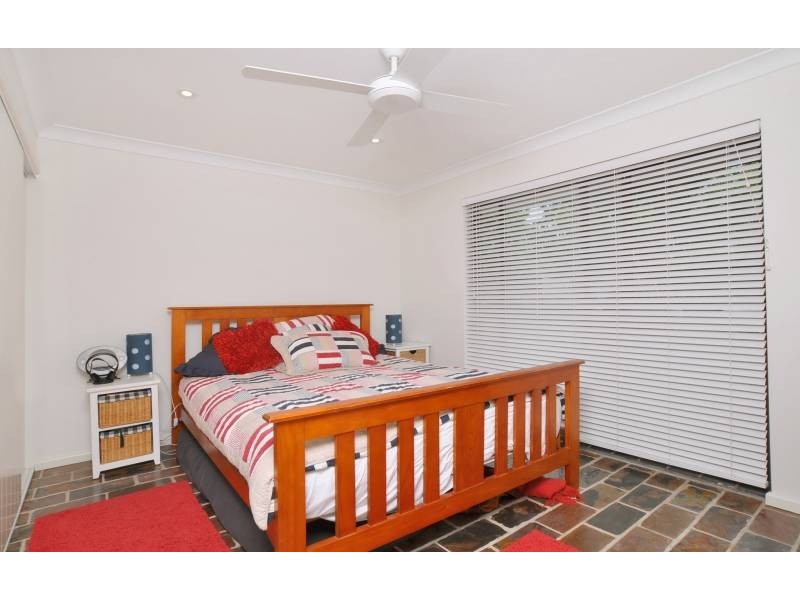 95 Longpoint Drive, Lake Cathie NSW 2445