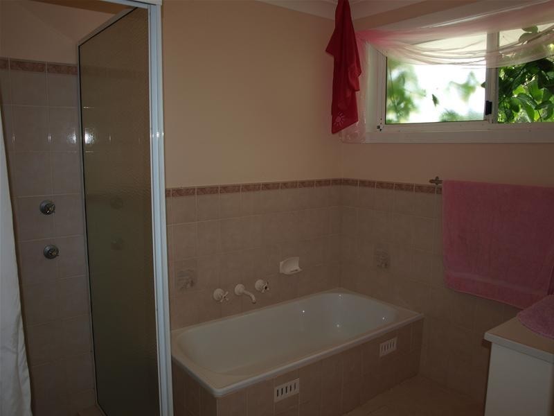 4 Fourth Avenue, Bonny Hills NSW 2445