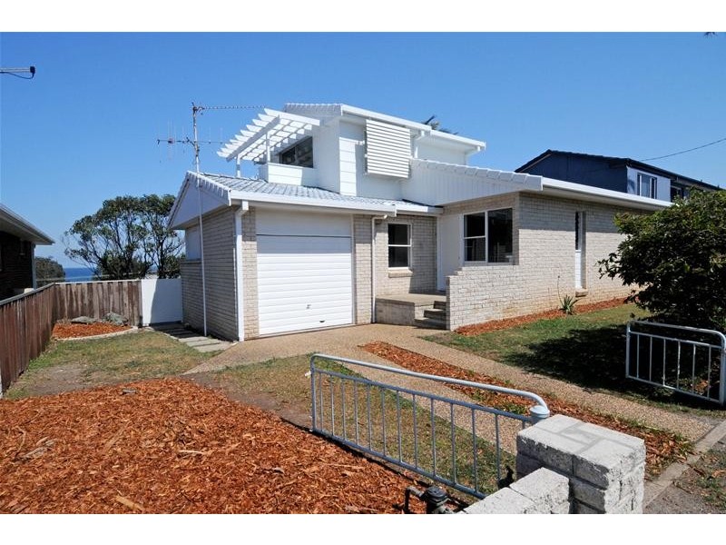 1540 Ocean Drive, Lake Cathie NSW 2445