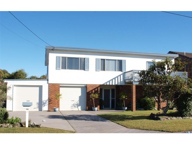 7 Monica Place, Lake Cathie NSW 2445