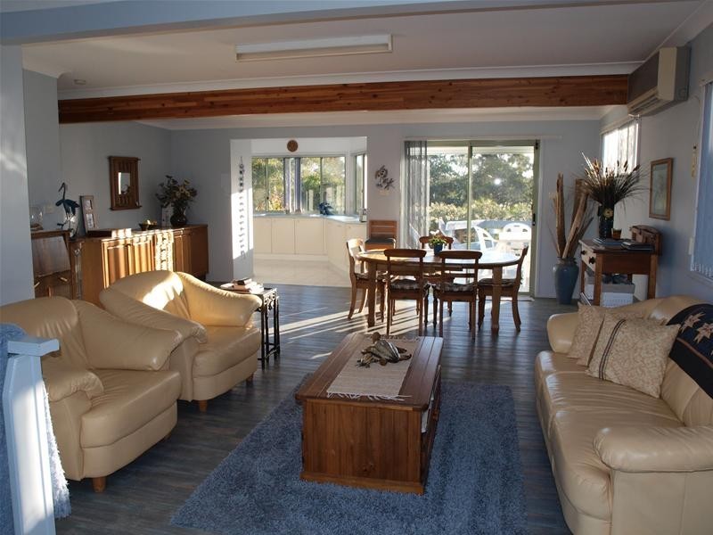 7 Monica Place, Lake Cathie NSW 2445