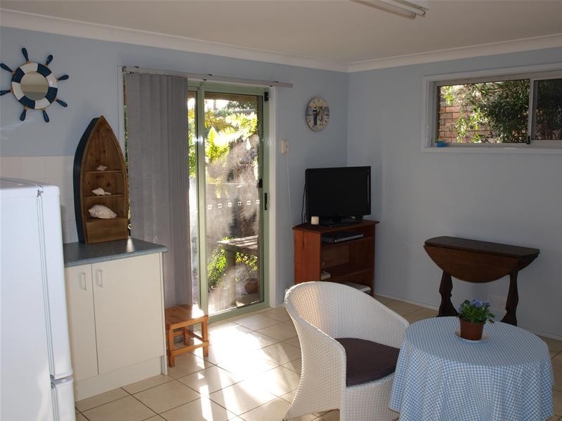 7 Monica Place, Lake Cathie NSW 2445