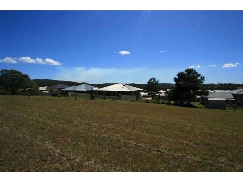 302 St Lucia Place, Bonny Hills NSW 2445