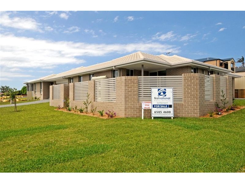 1/60 Fiona Crescent, Lake Cathie NSW 2445