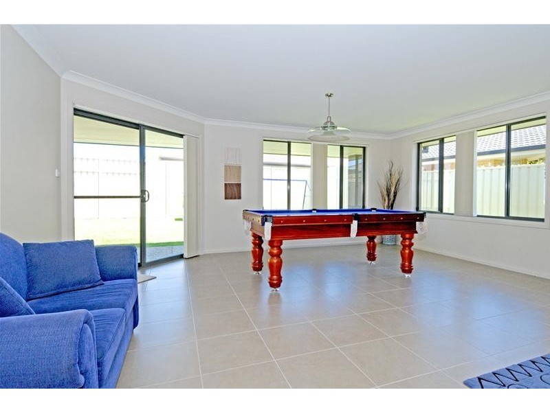 65 Abel Tasman Drive, Lake Cathie NSW 2445