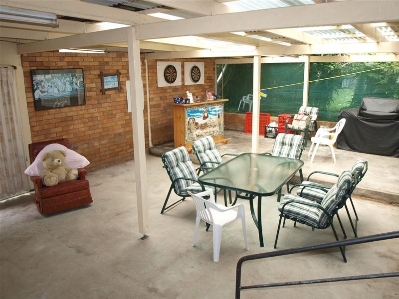 2 Tallong Drive, Lake Cathie NSW 2445