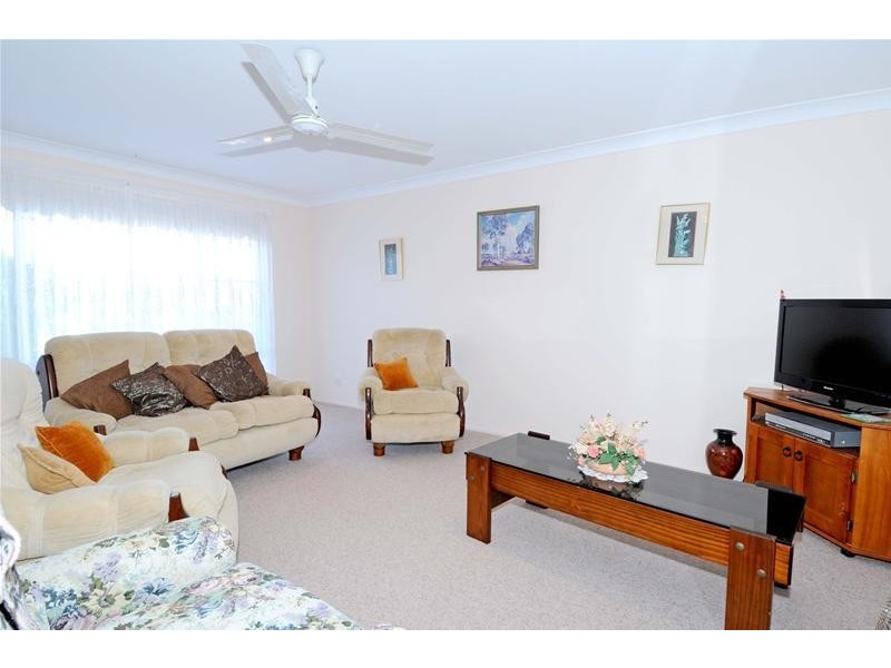 4 Miala Street, Lake Cathie NSW 2445