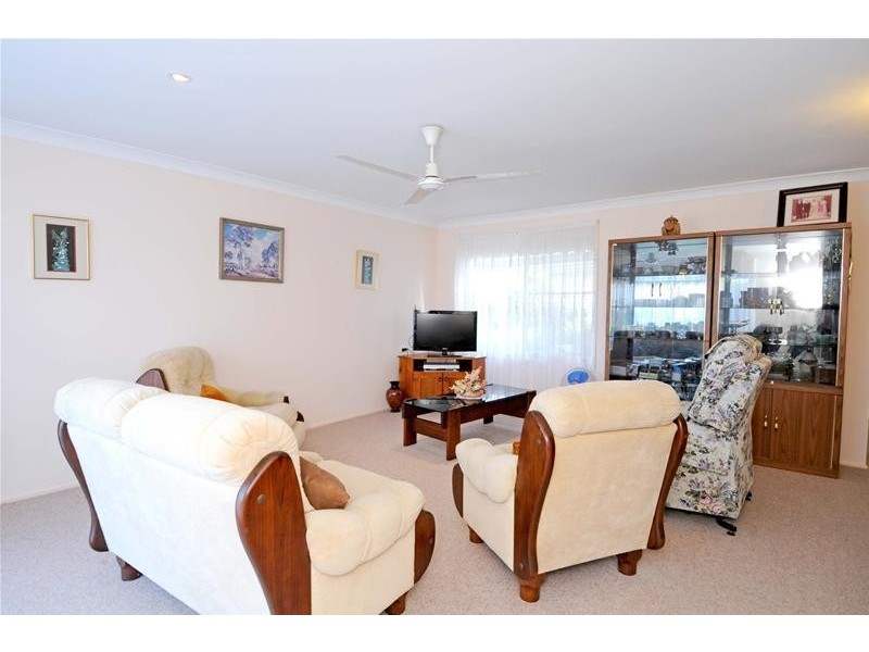 4 Miala Street, Lake Cathie NSW 2445