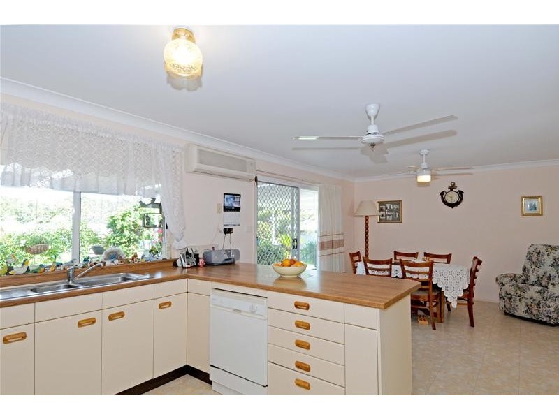 4 Miala Street, Lake Cathie NSW 2445