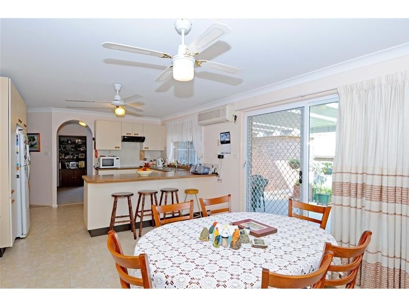 4 Miala Street, Lake Cathie NSW 2445