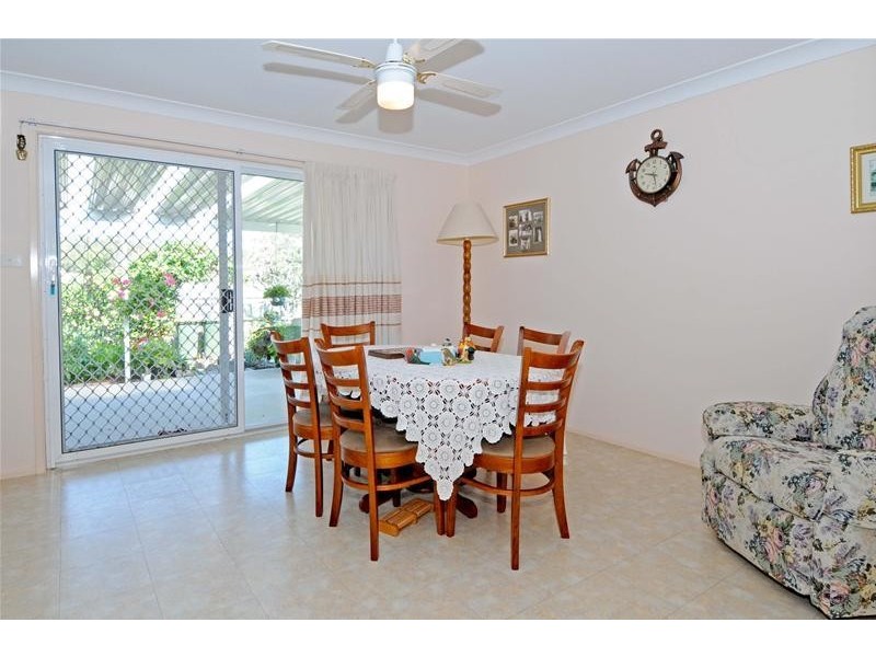 4 Miala Street, Lake Cathie NSW 2445