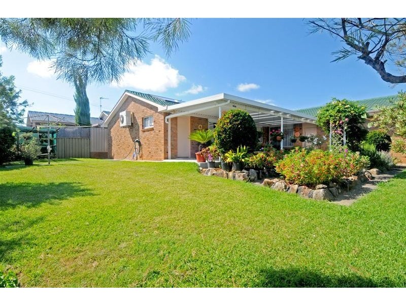 4 Miala Street, Lake Cathie NSW 2445