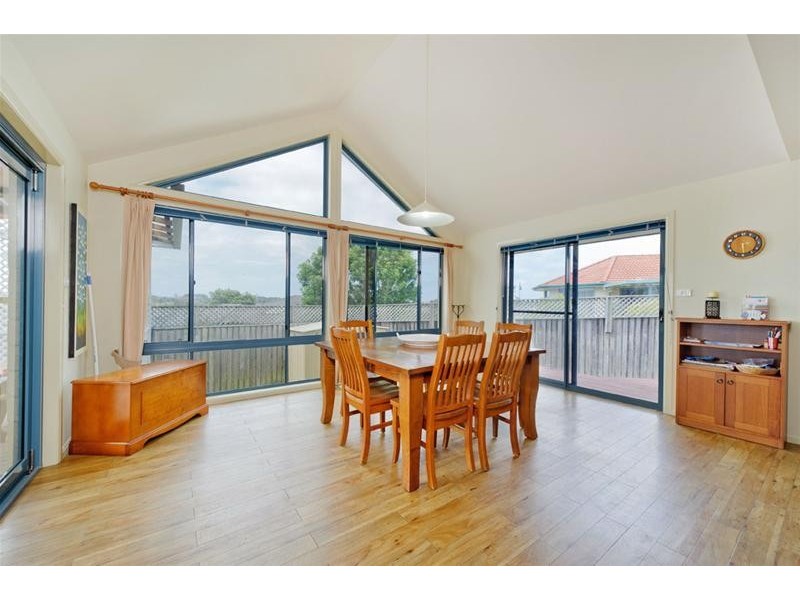 32 Kendall Crescent, Bonny Hills NSW 2445