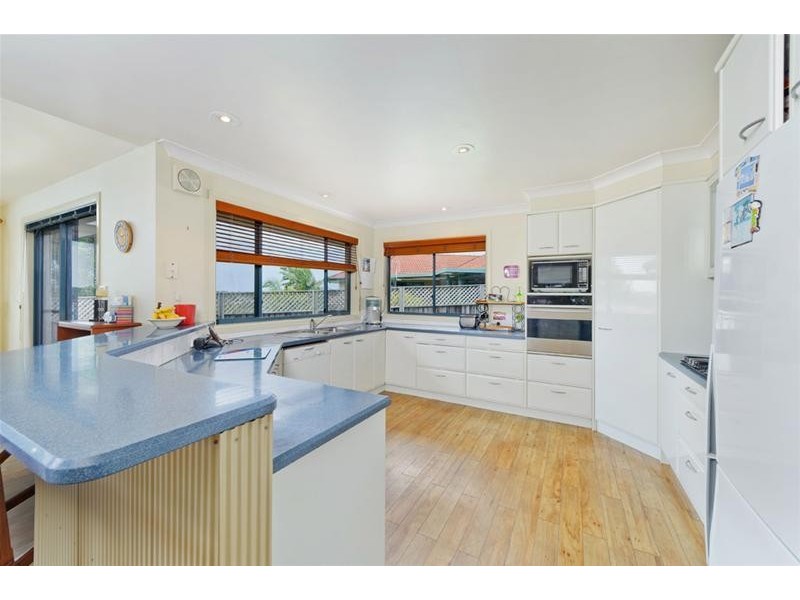 32 Kendall Crescent, Bonny Hills NSW 2445