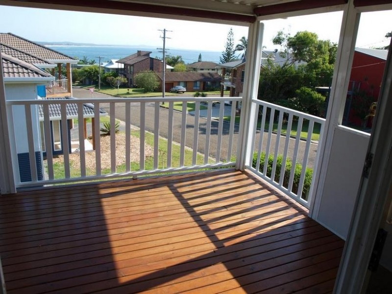 18 THIRD AVENUE, Bonny Hills NSW 2445