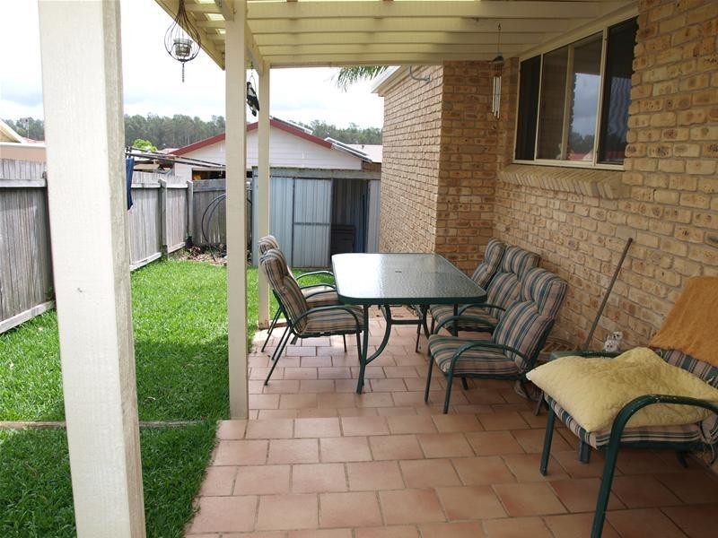 2/31 Fiona Crescent, Lake Cathie NSW 2445