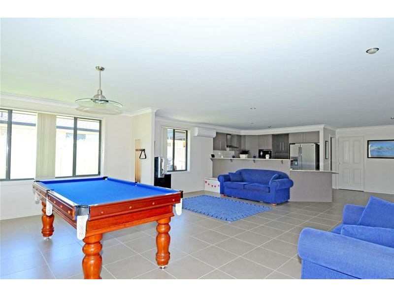 65 Abel Tasman Drive, Lake Cathie NSW 2445