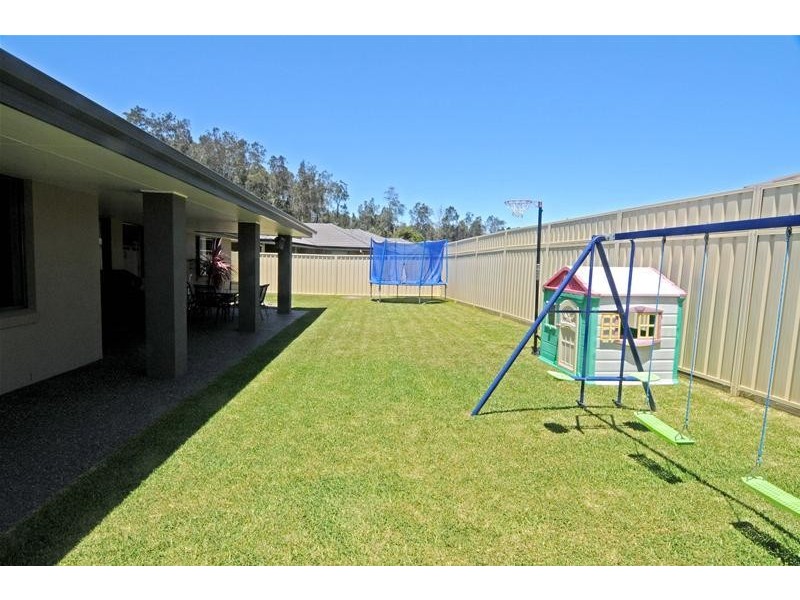 65 Abel Tasman Drive, Lake Cathie NSW 2445
