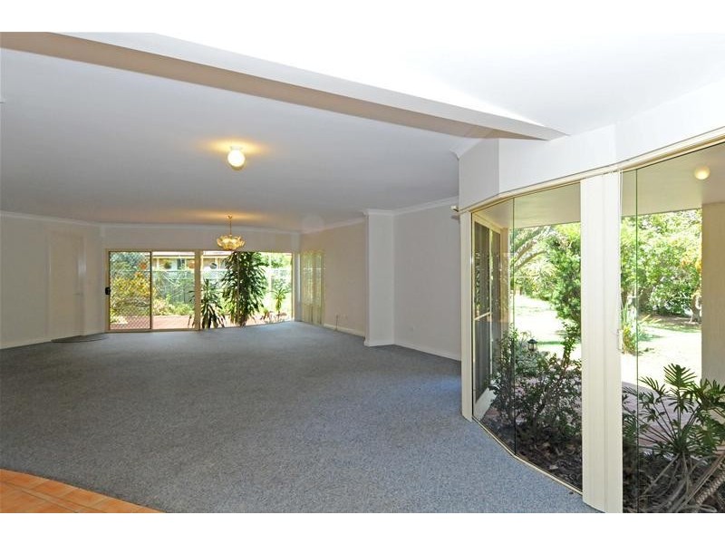 9 Lakeside Way, Lake Cathie NSW 2445